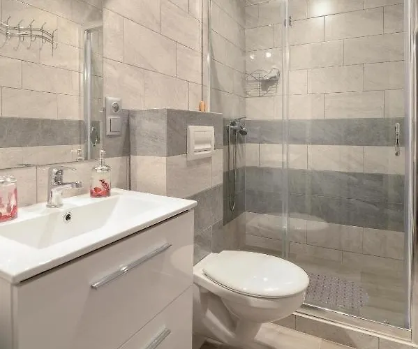 Rybacka 84/7 Apartment *